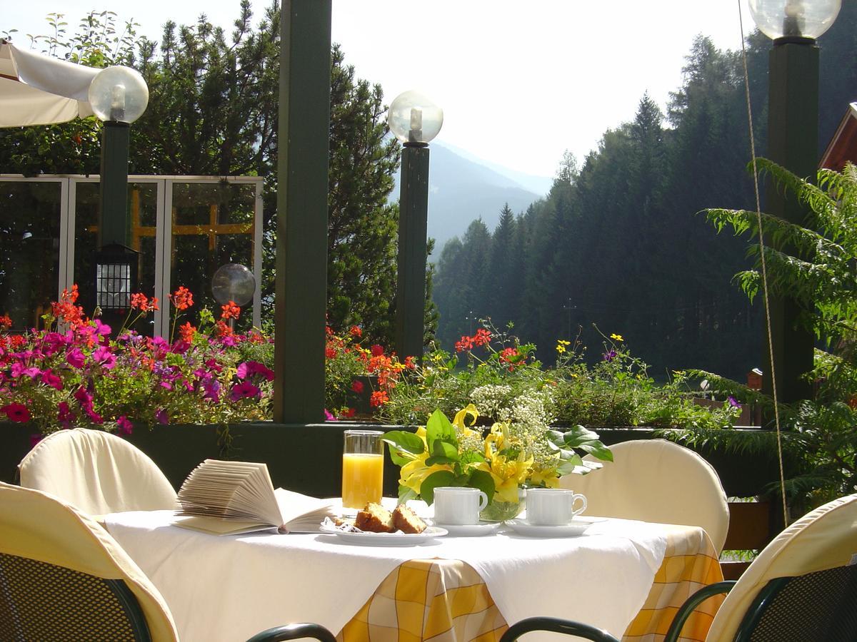 Hotel Brandl Innichen Exteriör bild